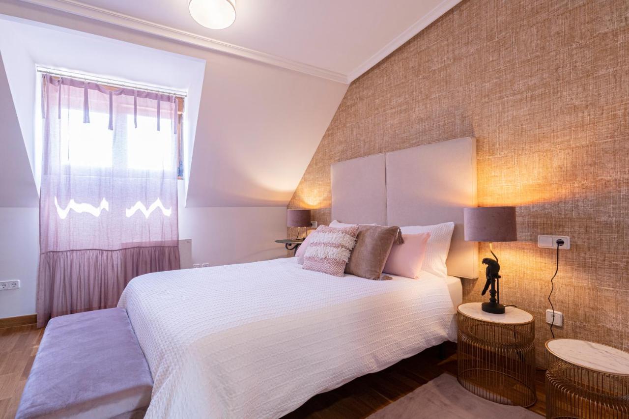 De La Guardia Suite Rosal Oviedo Exterior photo